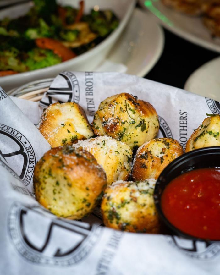 Santisi Brothers Pizzeria & Sports Grill Image