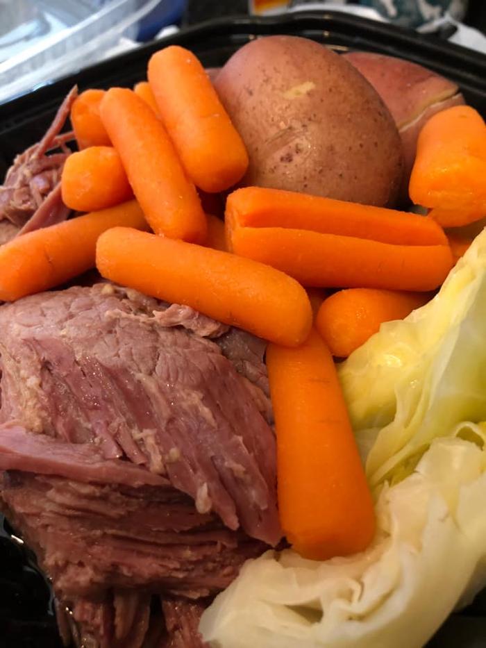 Santisi Brothers Pizzeria & Sports Grill Image