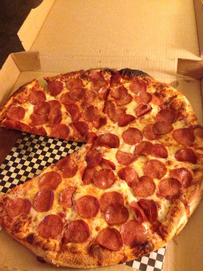 Santisi Brothers Pizzeria & Sports Grill Image