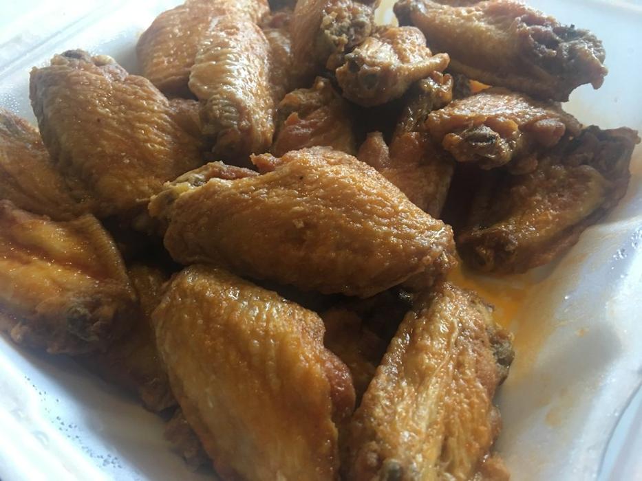 Santisi Brothers Pizzeria & Sports Grill Image