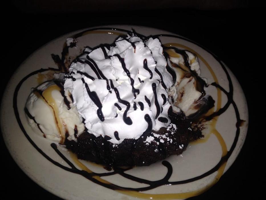 Santisi Brothers Pizzeria & Sports Grill Image