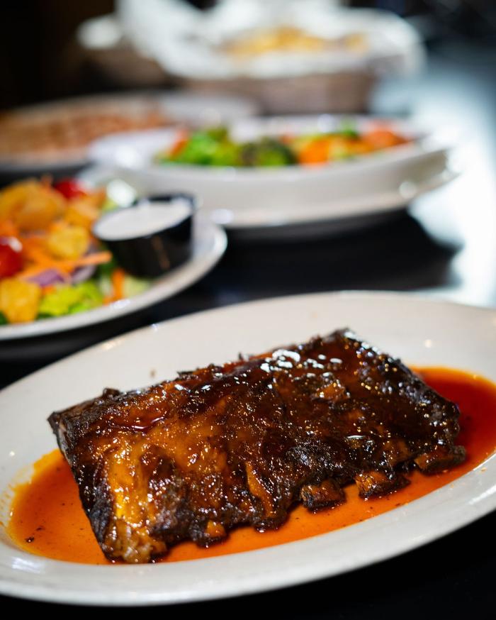 Santisi Brothers Pizzeria & Sports Grill Image