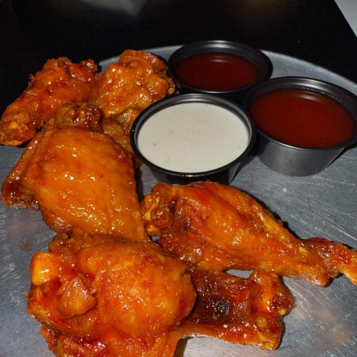 Santisi Brothers Pizzeria & Sports Grill Image