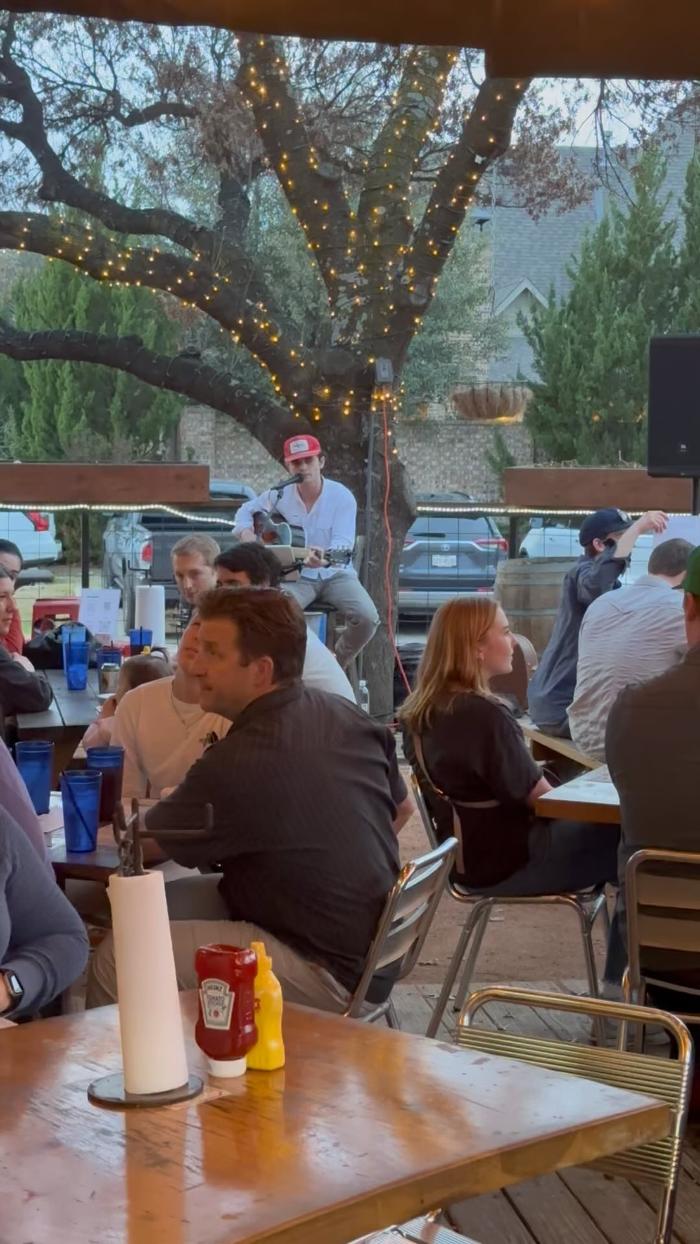 Shady's Burgers & Brewhaha Image