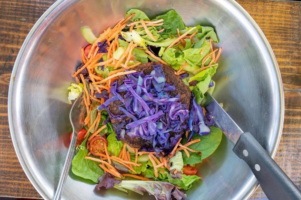 Shady's Burgers & Brewhaha Image