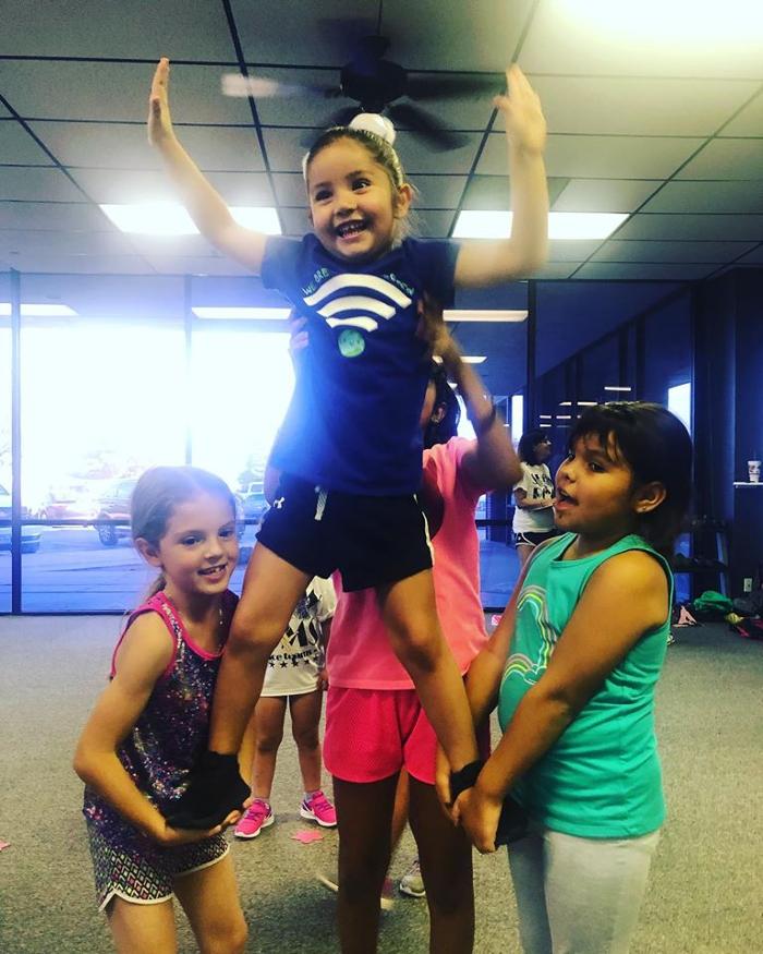 Show Poms Dance & Cheer Teams - Midland, TX