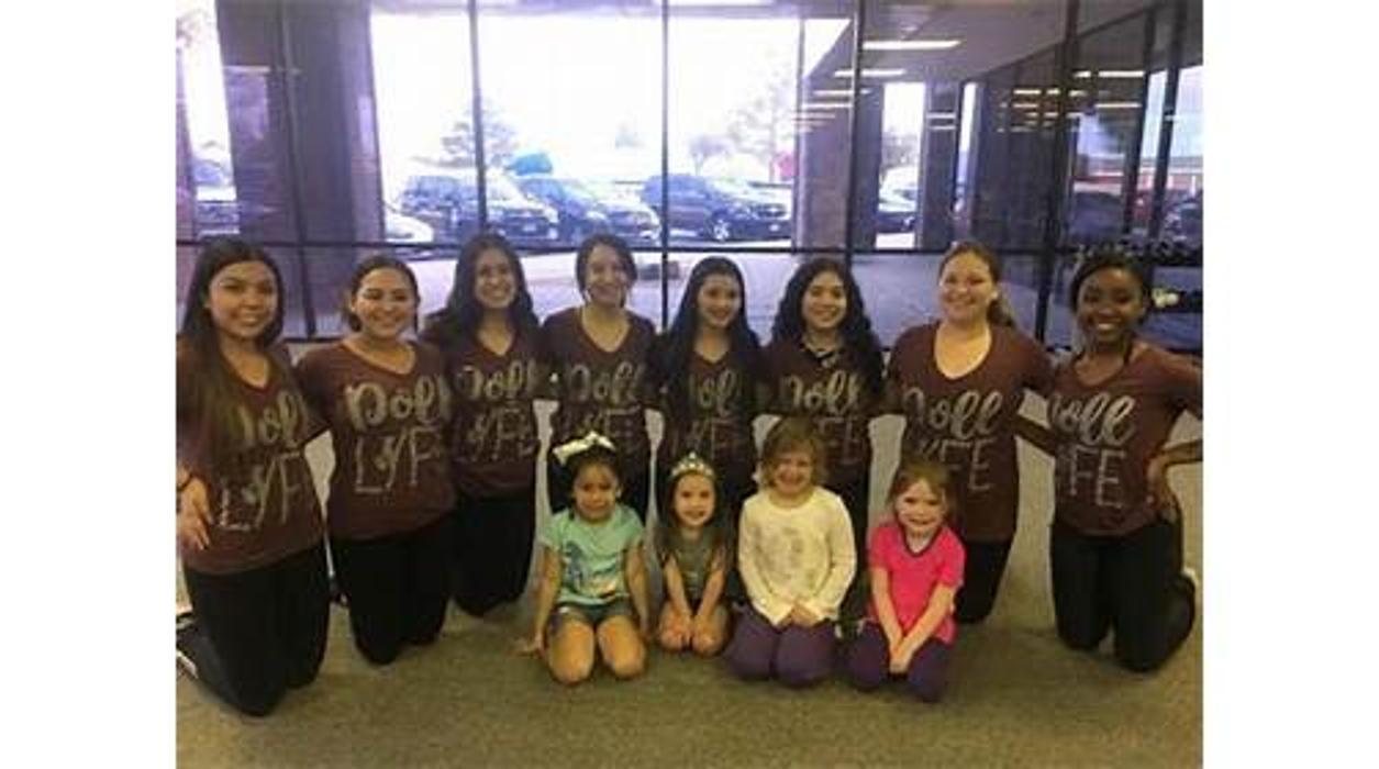 Show Poms Dance & Cheer Teams - Midland, TX