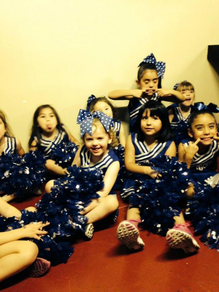 Show Poms Dance & Cheer Teams - Midland, TX