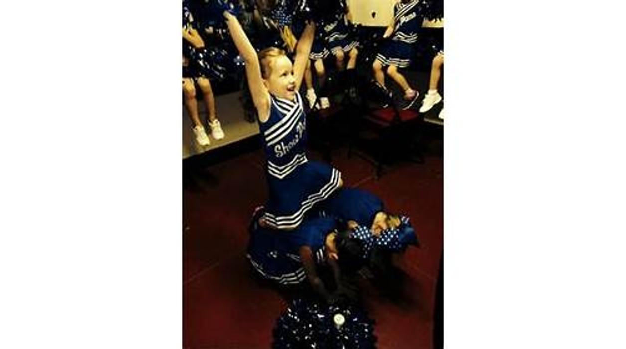 Show Poms Dance & Cheer Teams - Midland, TX