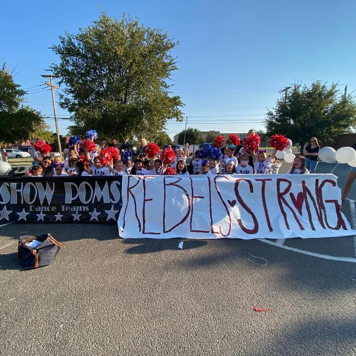 Show Poms Dance & Cheer Teams - Midland, TX