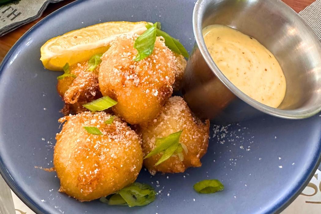 South Bar & Kitchen Image