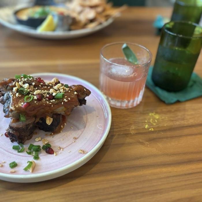 South Bar & Kitchen Image