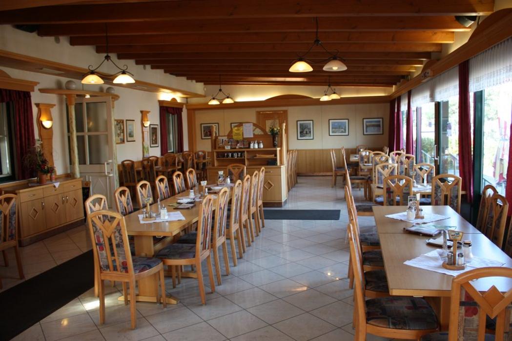 Gasthaus Gramel, Anton Schlecker Straße in Pöchlarn