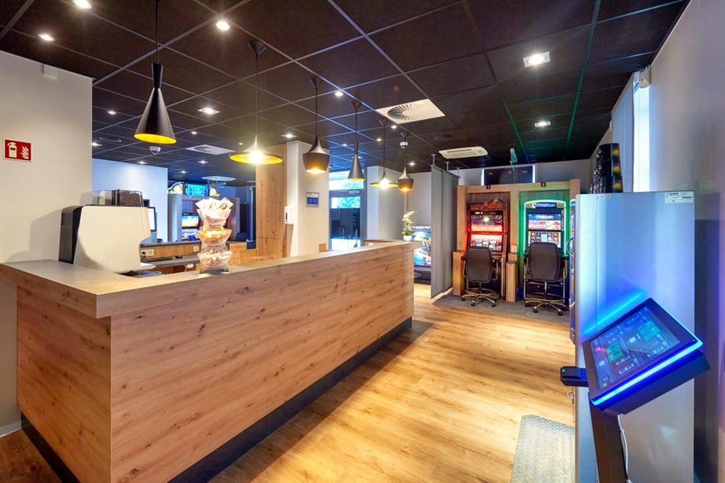 SPIEL-IN Spielhalle Limburg (ab 18), Schiede in Limburg an der Lahn