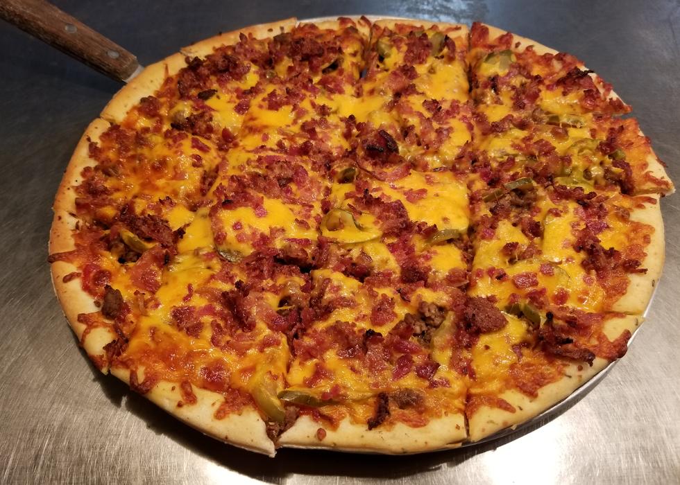 Boss' Pizzeria and Sports Bar Okoboji Image