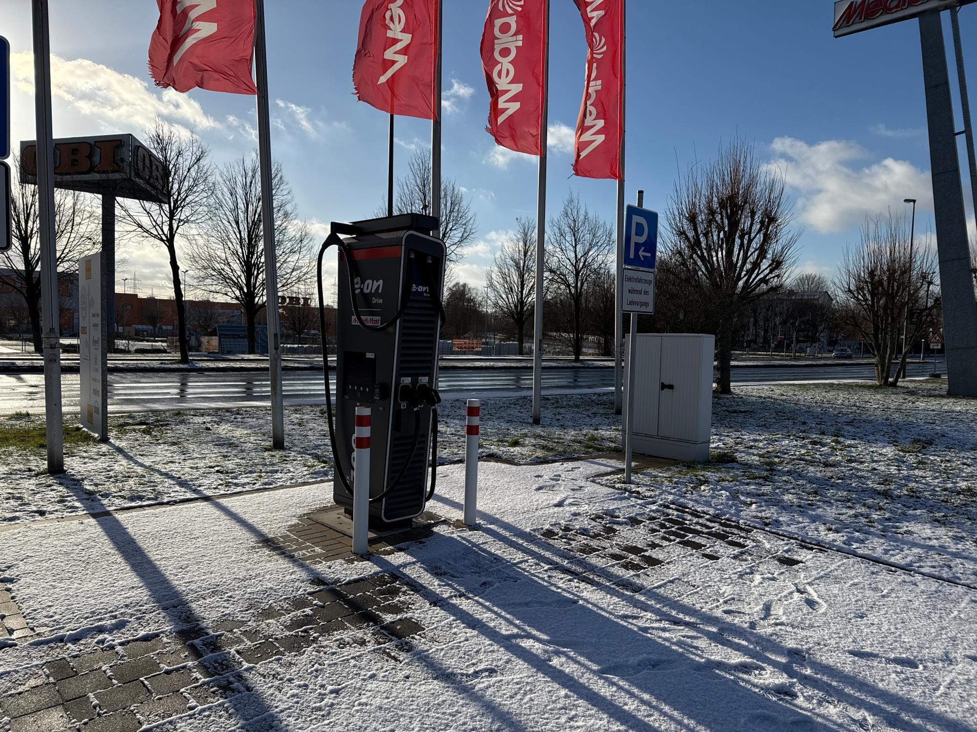 E.ON Drive Public Ladestation, Max-Planck-Straße in Köln