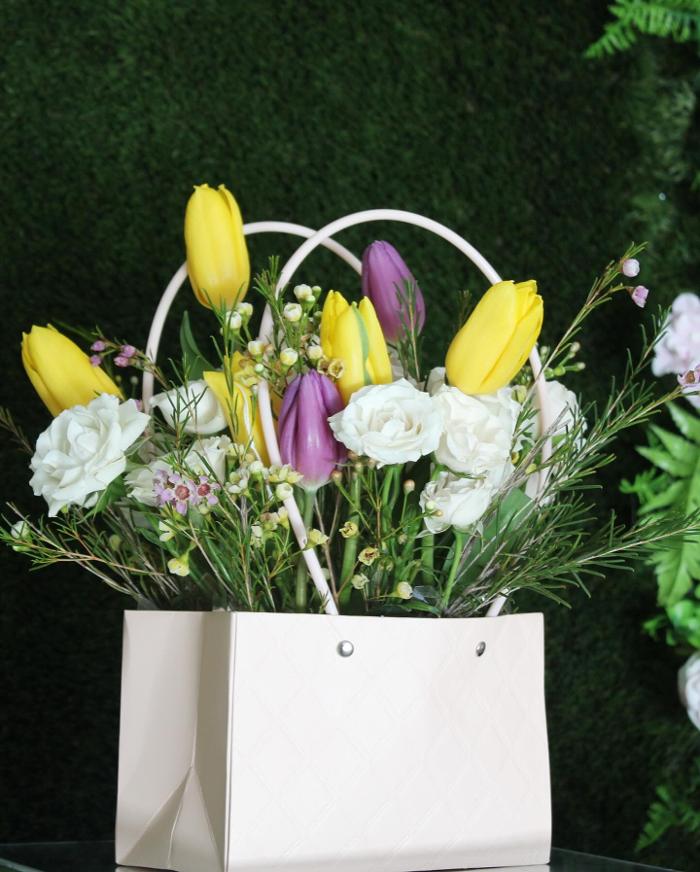 19 Flower Shop Image