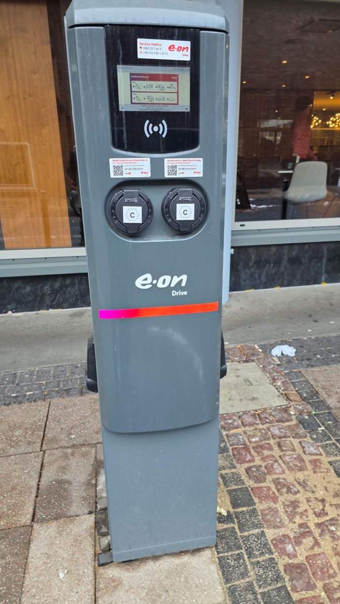 E.ON Drive Public Ladestation, Kennedyplatz in Essen