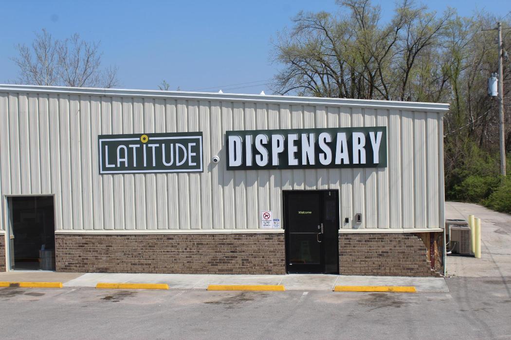 Latitude Dispensary Eldon - Eldon, MO