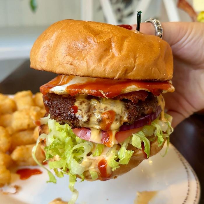 Beau Jo's Denver Logo