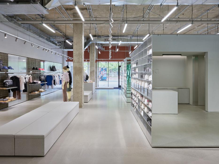 On Store Houston Rice Village Image