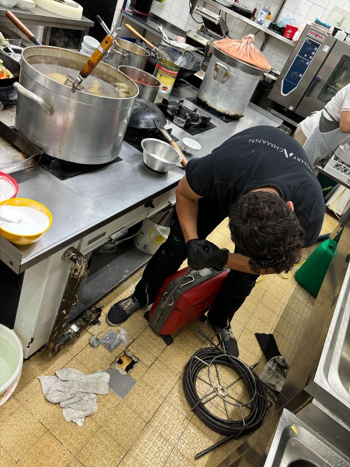 Rohrfachmann André Pfeiffer, Köhlerheide in Lehrte