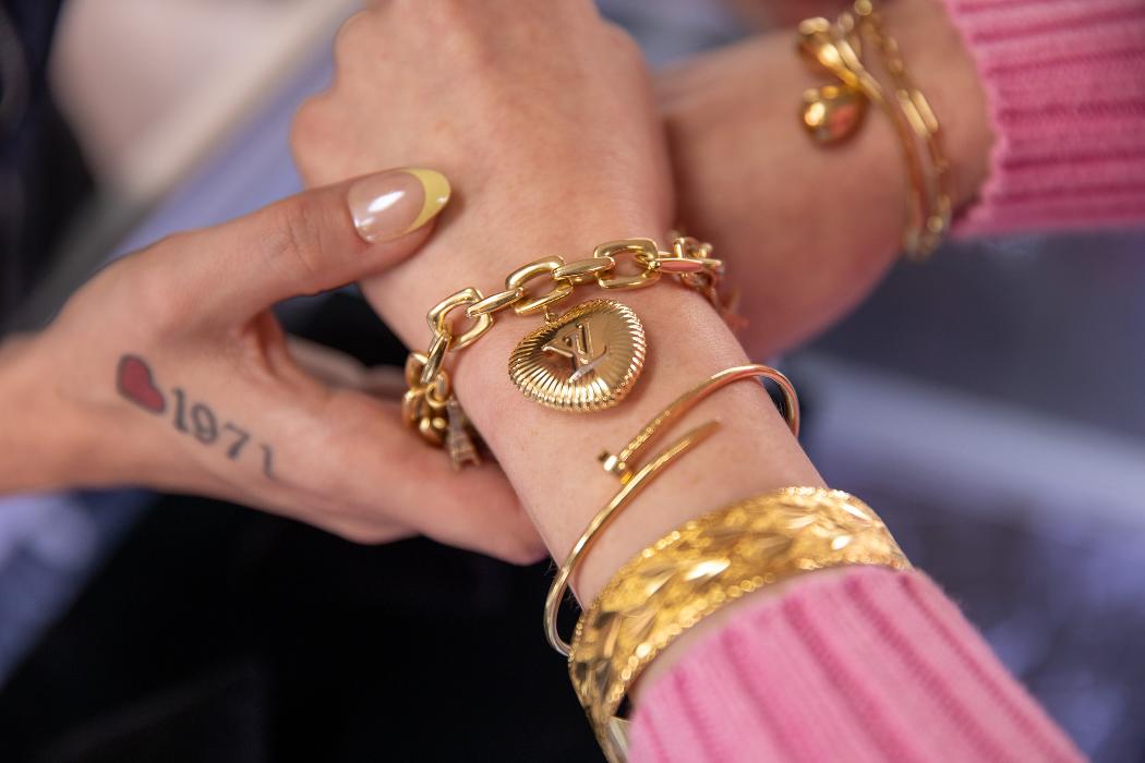 Gems N' Loans - Vista Image