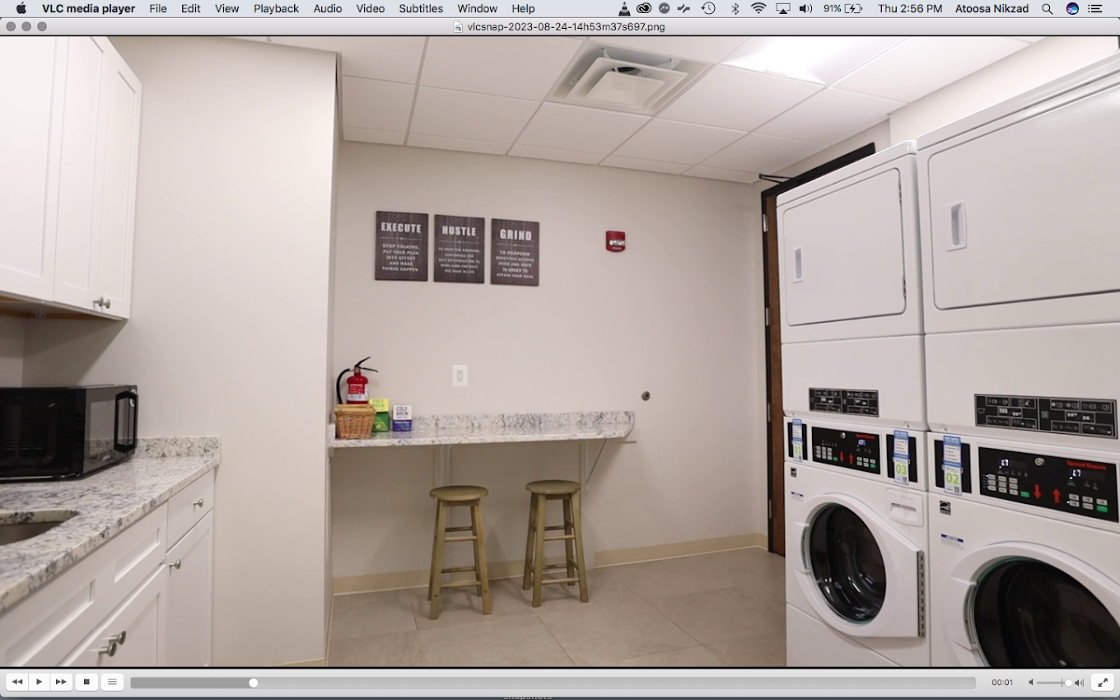 Blue Salon Suites Image