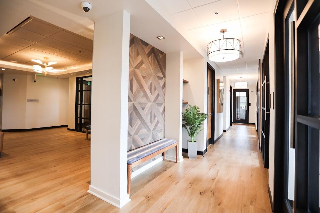 Blue Salon Suites Image