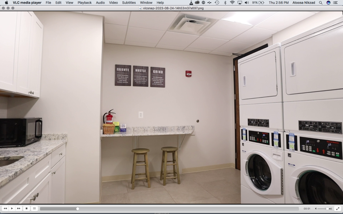 Blue Salon Suites Image