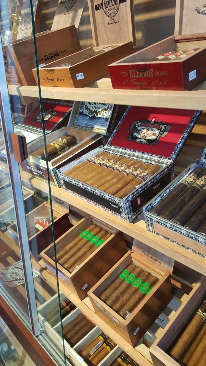 The Smoke House Smoke Shop - Fort Lauderdale, FL