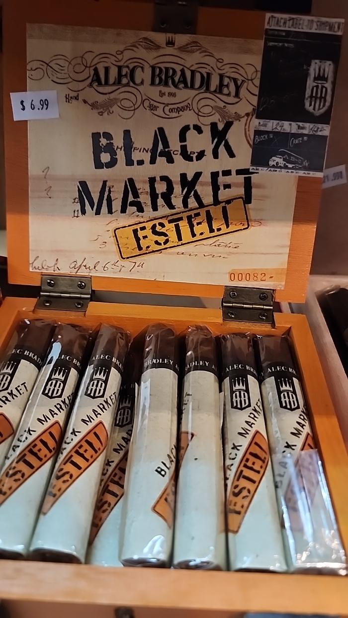 The Smoke House Smoke Shop - Fort Lauderdale, FL