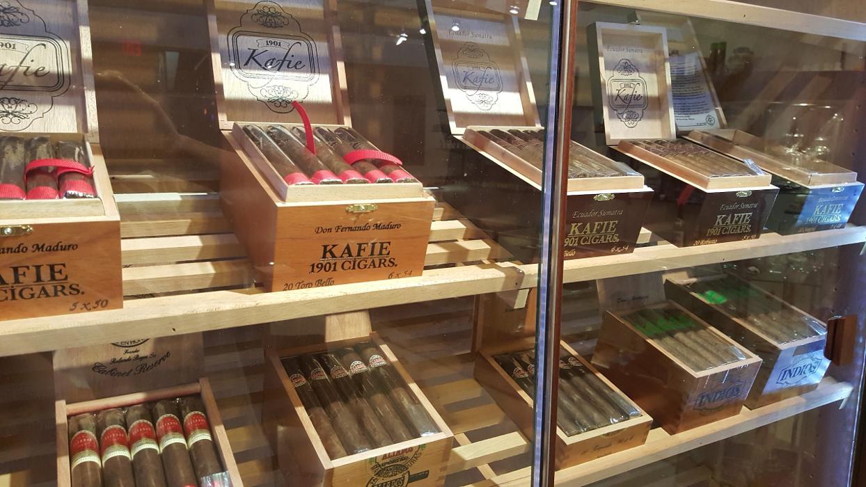 The Smoke House Smoke Shop - Fort Lauderdale, FL