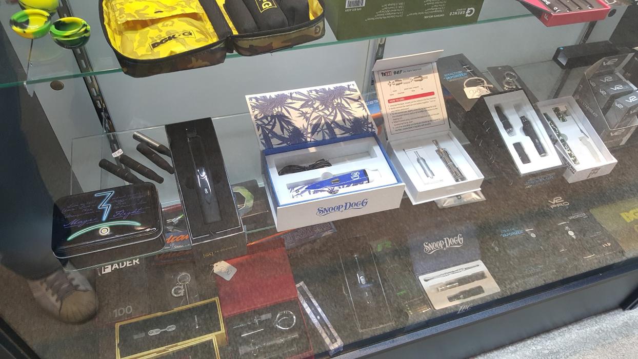The Smoke House Smoke Shop - Fort Lauderdale, FL