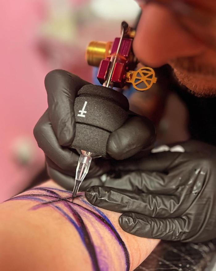 Franklins Tattoo and Supply - Saint Louis, MO