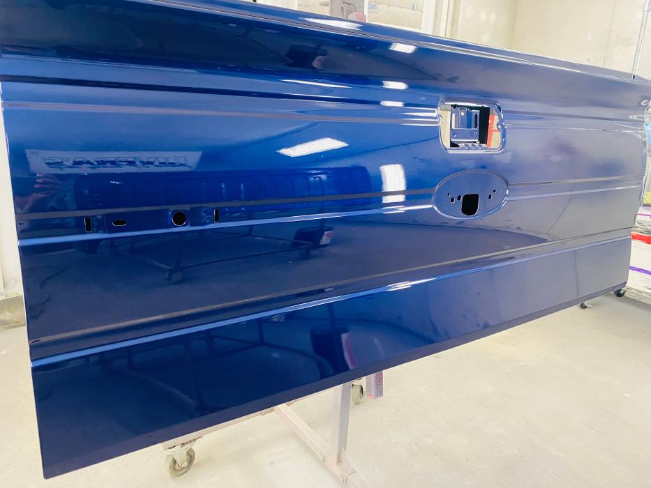 Rivera's Paint & Body Image