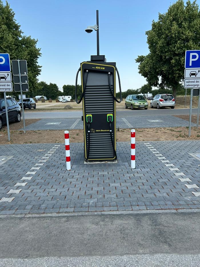 EWE Go HOCHTIEF Ladepartner-Ladestation, Rurauenstraße in Jülich