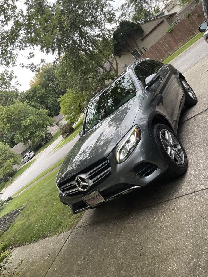 Fishers Imports Luxury Used Cars Image