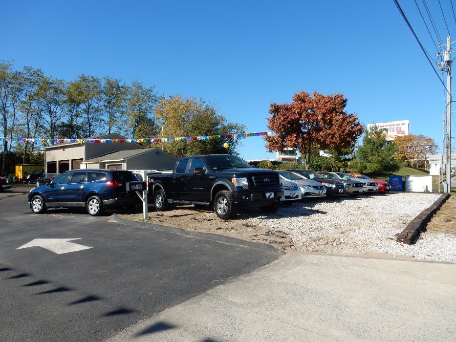 Hi Lo Auto Sales Image