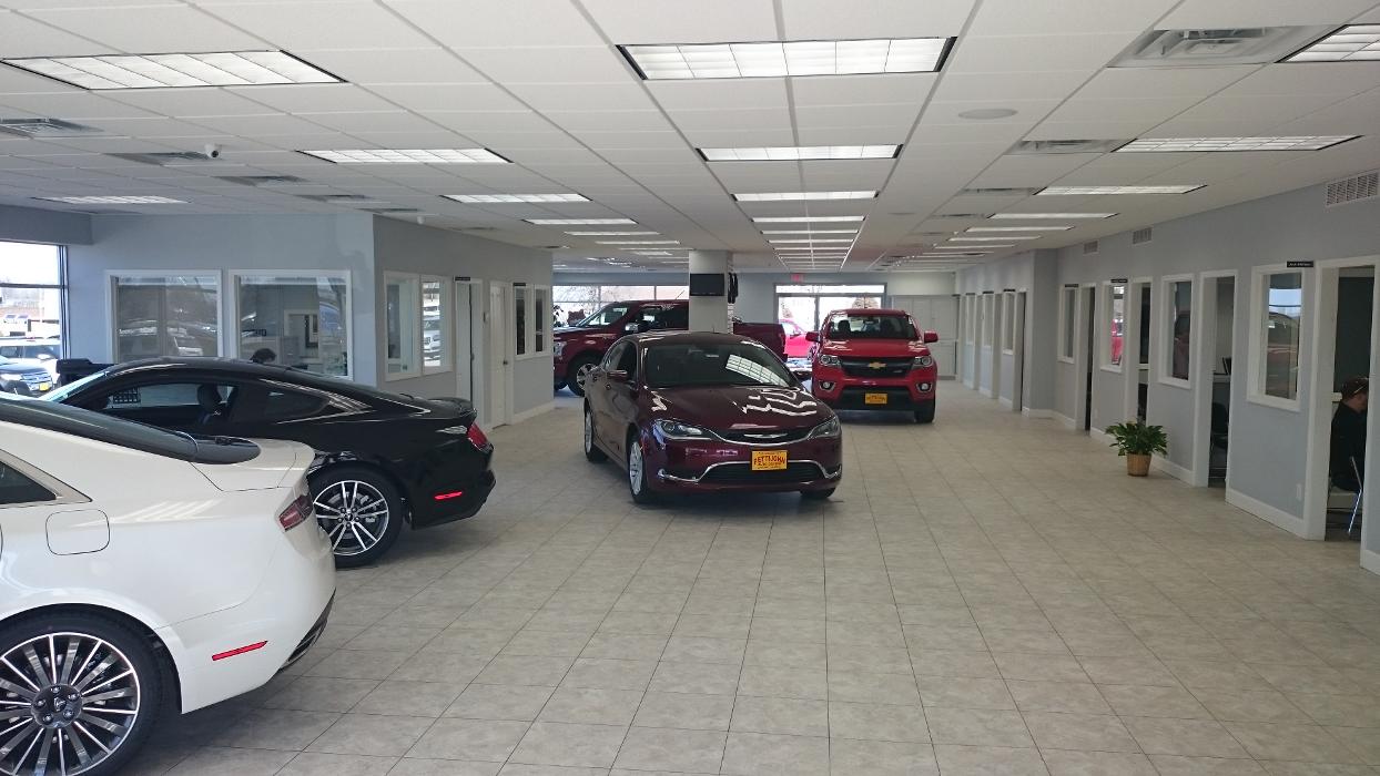 Pettijohn Auto Center Image