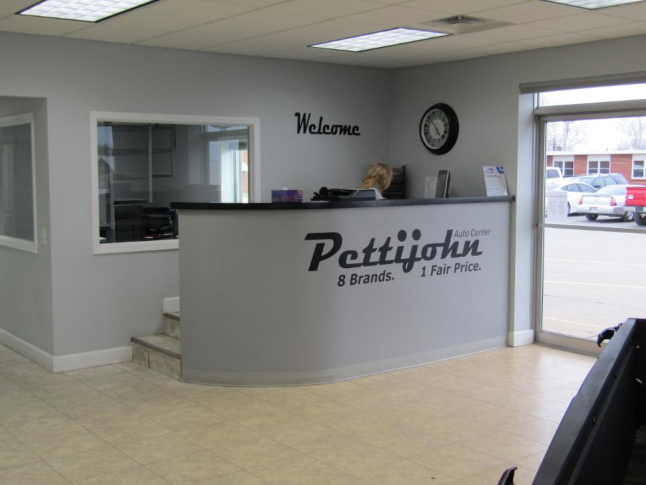 Pettijohn Auto Center Image