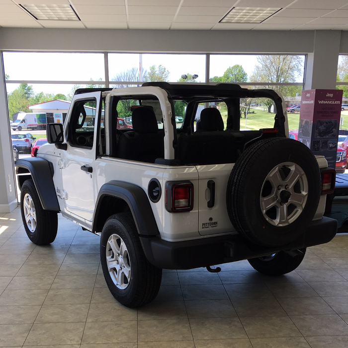 Pettijohn Auto Center Image