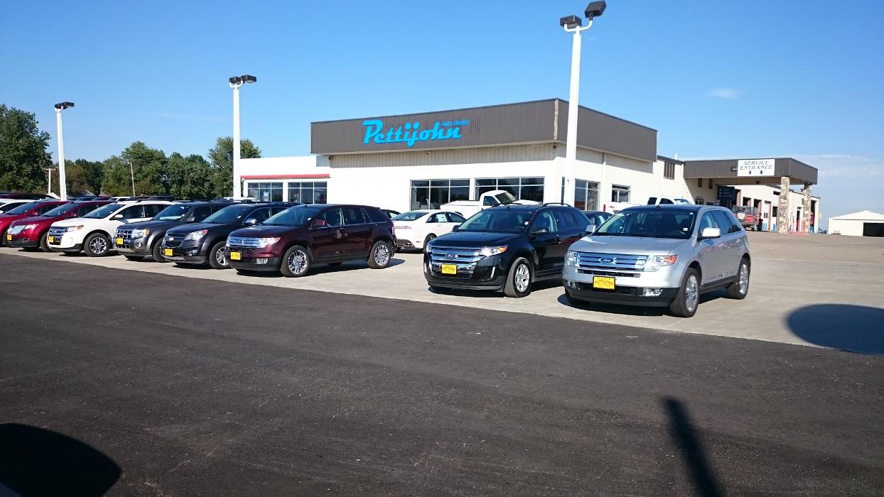 Pettijohn Auto Center Image