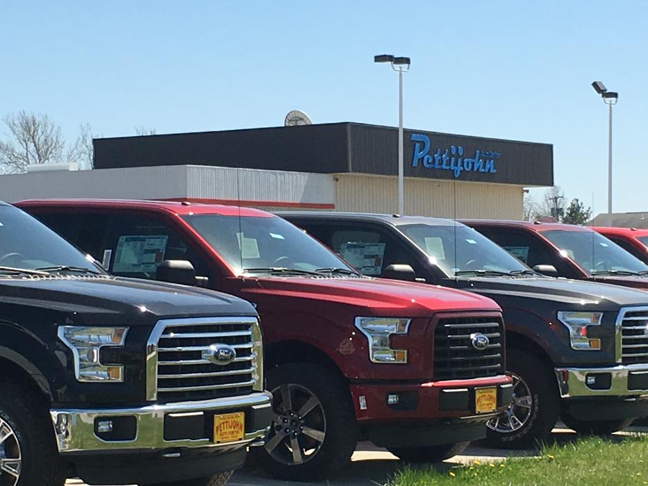 Pettijohn Auto Center Image