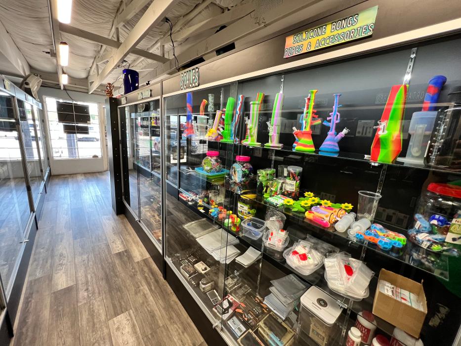 It's All Goodz Smoke Shop McDowell Rd - Phoenix, AZ