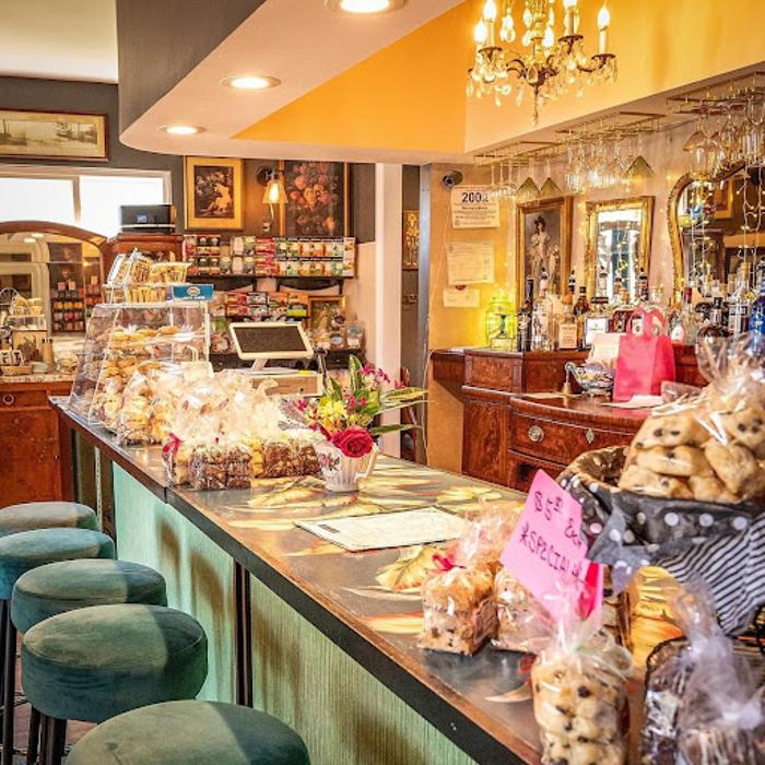 The Pink House Tea Room & Bnb - New Baltimore, MI
