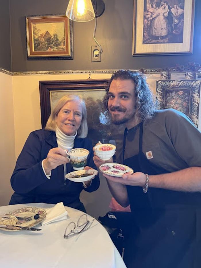 The Pink House Tea Room & Bnb - New Baltimore, MI