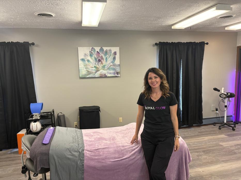 Royal Glow Beauty and Esthetics Spa - Youngstown, OH