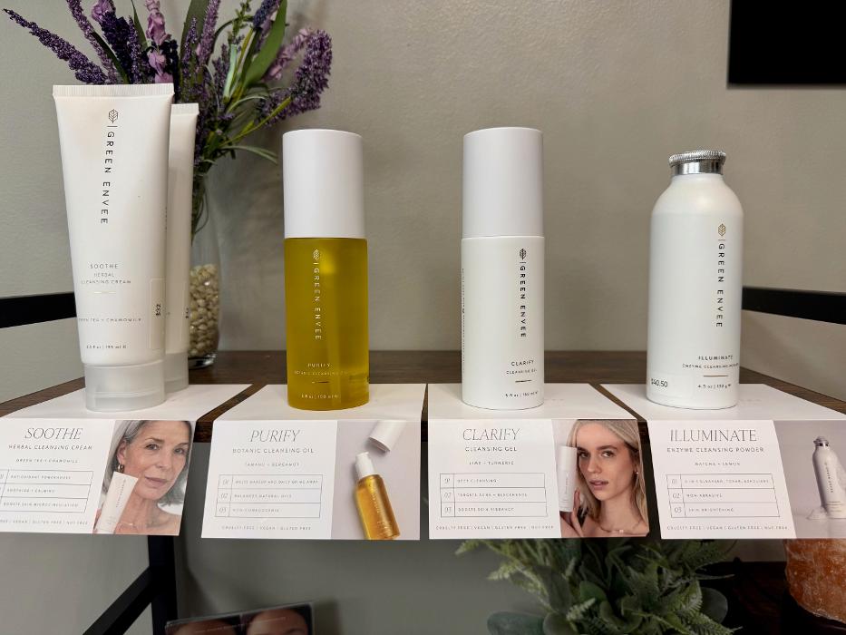 Royal Glow Beauty and Esthetics Spa - Youngstown, OH