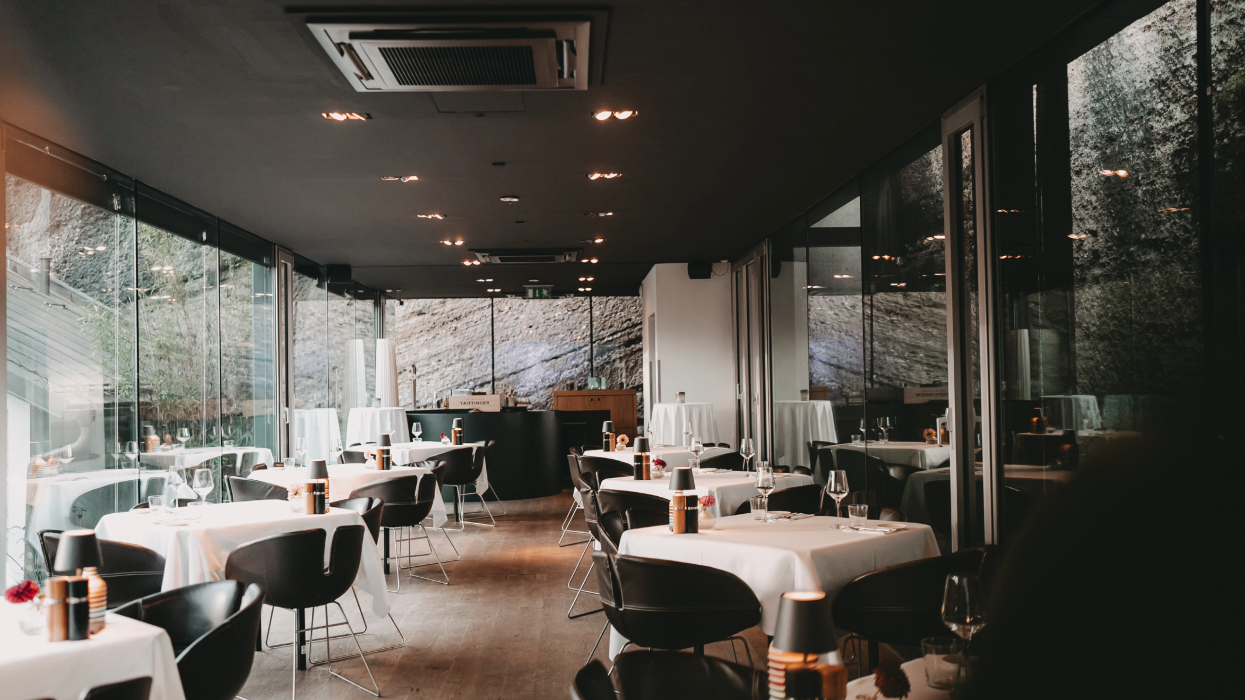 magazin: Bistro . Vinothek . Shop, Augustinergasse in Salzburg